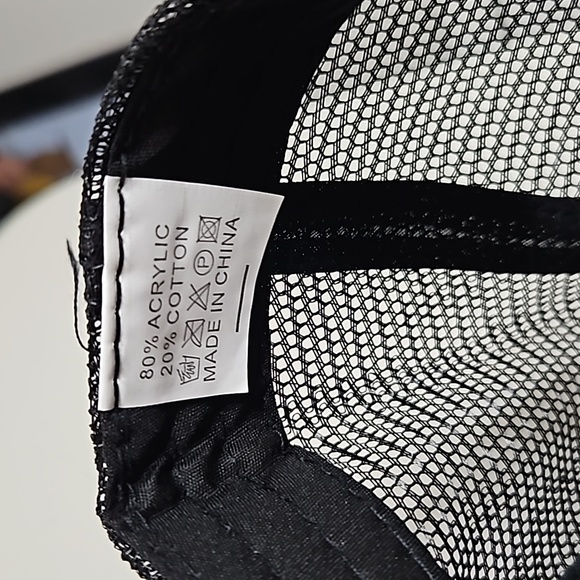 2nd Amendment Trucker Cap - Picture 4 of 5